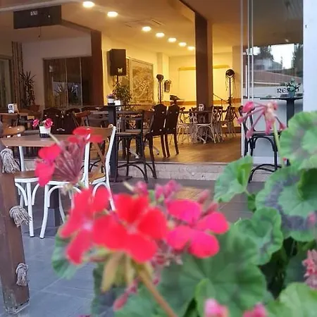 Neoss Boutique Hotel 3*