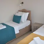 Neoss Boutique 3*