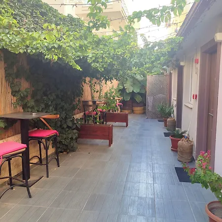 Neoss Boutique Hotel 3*